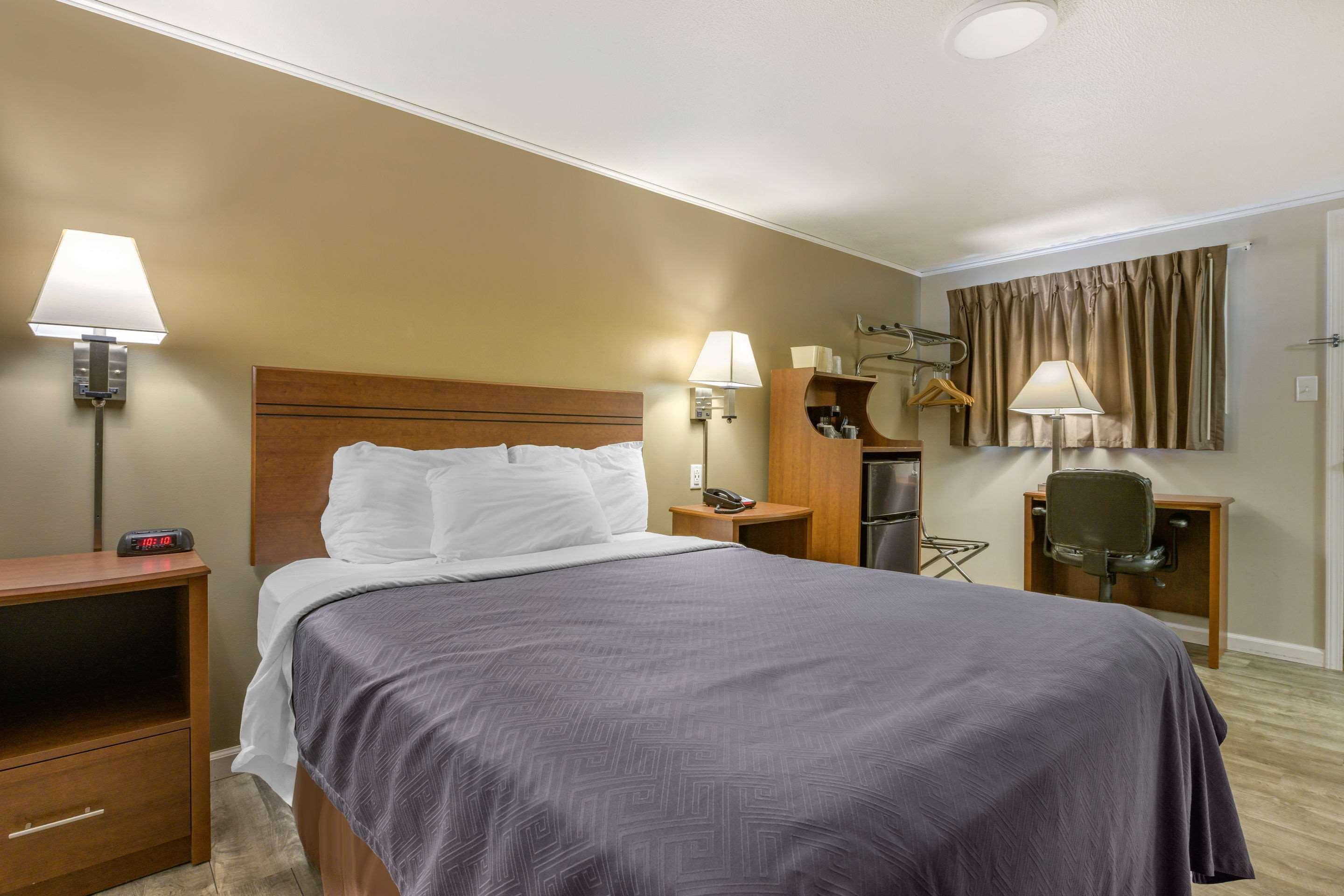 Econo Lodge Bellefonte I-99 Eksteriør billede